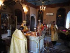 Божественная литургия в Неделю 8-ю по Пятидесятнице на Сербском подворье в Москве